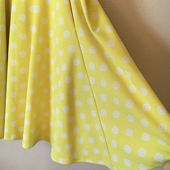 Calvin Klein Yellow Dress 2 White Daisy Flower 50s Inspired Rockabilly - Picture 5 of 6